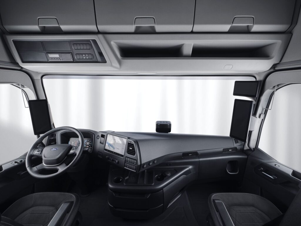 ford_trucks_fmax_1302_04